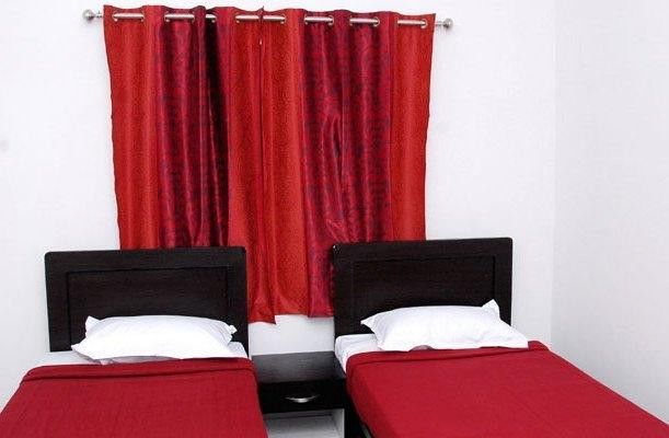 Varsha Enclave Serviced Apartment ไมซอร์ ภายนอก รูปภาพ